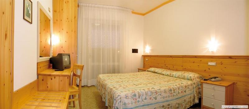 Nelson 3*